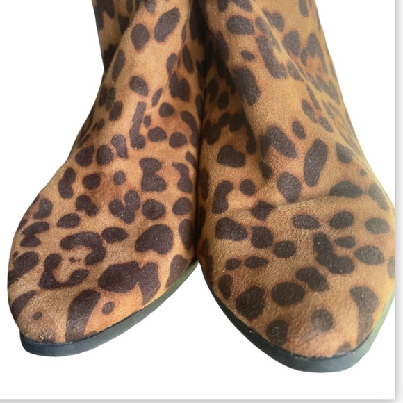 Leopard Print Ankle Booties - Picture 3 of 7
